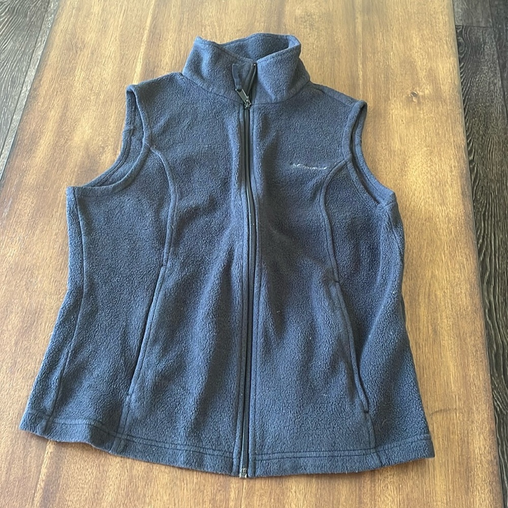 Columbia fleece vest